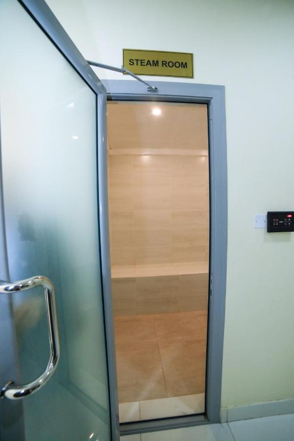 Vita Suites Manama Exterior photo